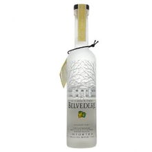精致品味，輕奢享受 雪樹伏特加檸檬味酒版探索